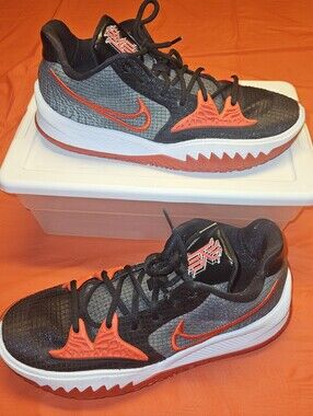 Nike Kyrie 4 Low TB Basketball "Black University Red" Size 9.5 Red TPU "Fingers"